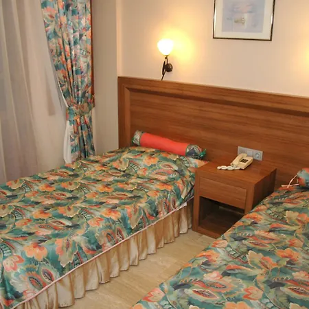 Ipek Hotel 3*